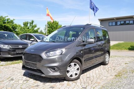 Ford Tourneo Courier 114.000 km 9.480 &euro; Ahrensbök 23623