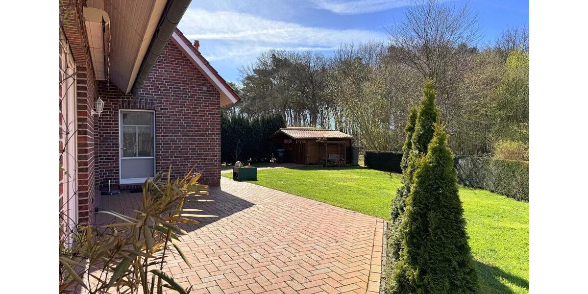 Einfamilienhaus Uplengen - 4 Zimmer, 140 m&sup2;, 1.200&euro; | Angebot:26235096