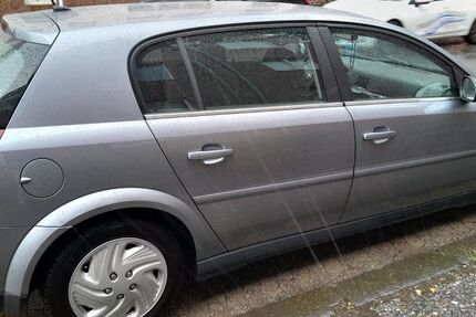 Opel Signum 182.000 km 3.995 € Moenchengladbach 41065