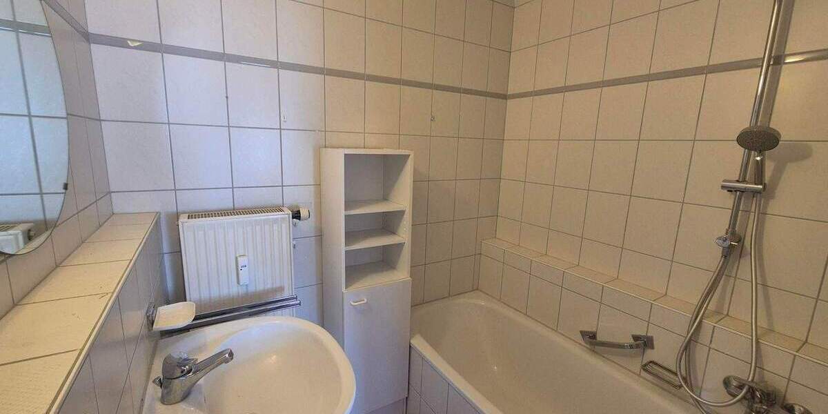 Etagenwohnung Mengen - 2 Zimmer, 52 m&sup2;, 420&euro; | Angebot:25601740