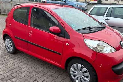 Peugeot 107 120.000 km 2.200 € Idar-Oberstein 55743