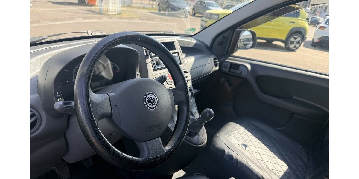 Fiat Panda 1.2 8V Active/AHK/Scheckh/Klima/29tkm!! 29.200 km 4.590 &euro; Frankfurt 60386