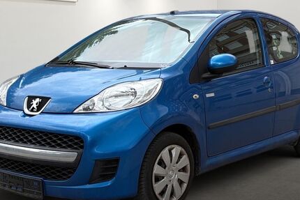 Peugeot 107 152.147 km 1.299 &euro; Berlin 12681