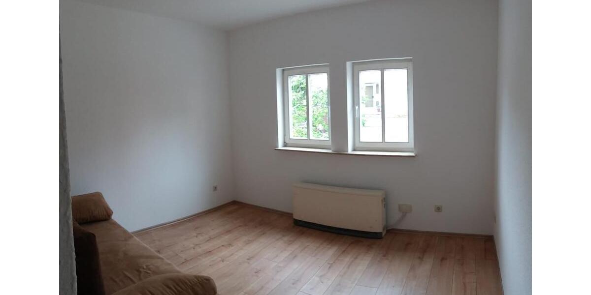 Vermiete kleines Haus 4 zimmer