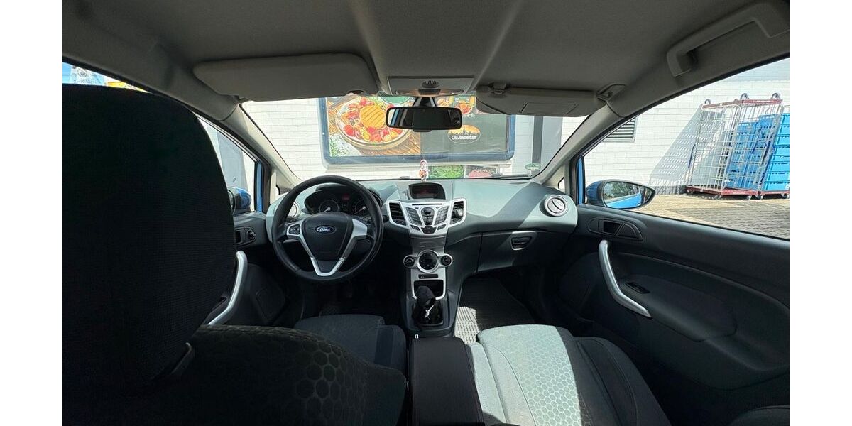 Ford Fiesta 213.531 km 2.500 &euro; Mannheim 68259