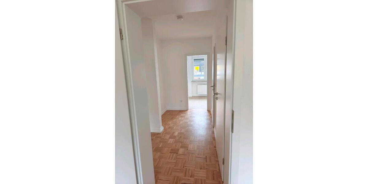 Etagenwohnung Overath - 4 Zimmer, 126 m&sup2;, 1.385&euro; | Angebot:26640744