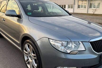 Skoda Superb 196.085 km 3.999 &euro; Neubrandenburg 17034