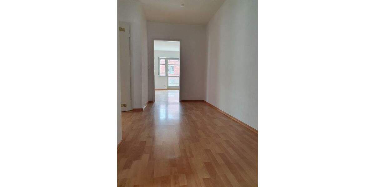 Helle, zentral gelegene ETW mit 3 Zimmern und Terrasse im 1.OG in Amorbach zu verkaufen (inkl. Kellerraum) 3 zimmer