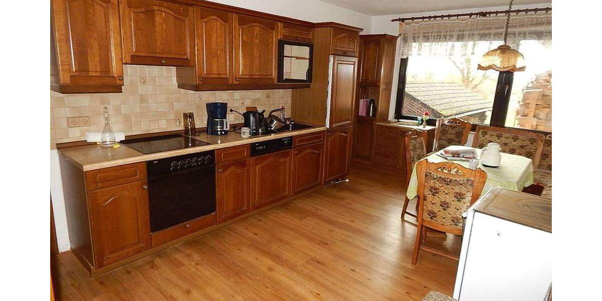 Mehrfamilienhaus, Wohnhaus Uslar Schönhagen - 7 Zimmer, 225 m&sup2;, 139.000&euro; | Angebot:25820757