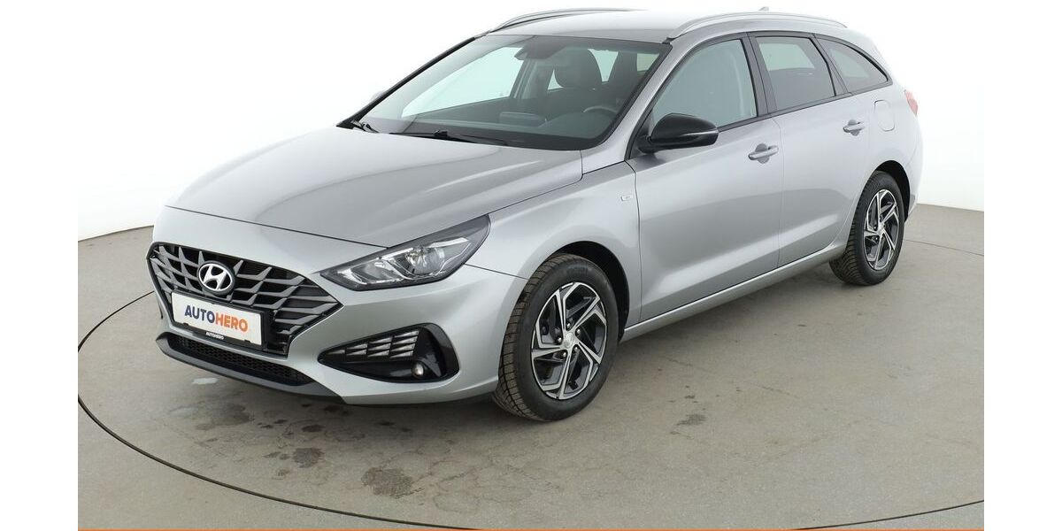 Hyundai i30 69.055 km 17.450 &euro; Leipzig 04328