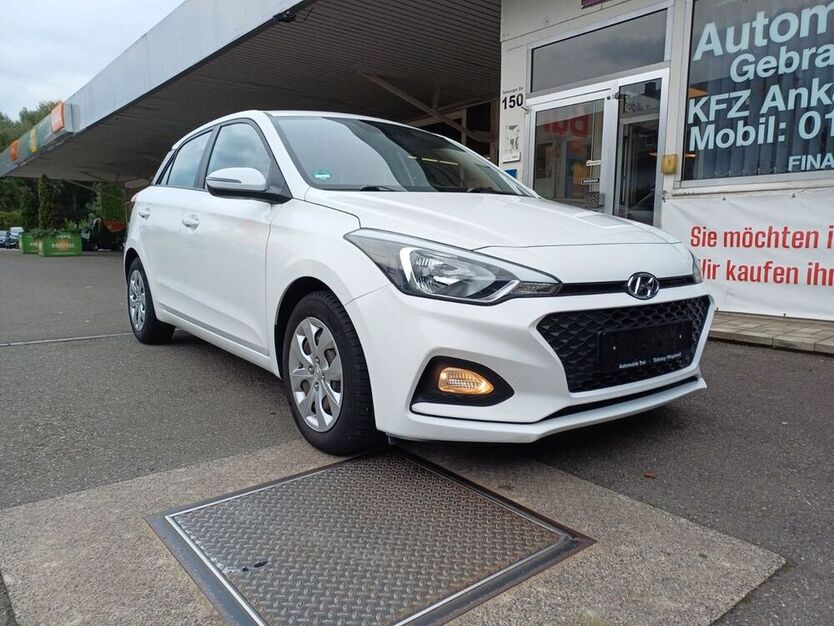 i20