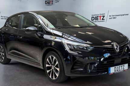 Renault Clio 23.300 km 18.770 &euro; Wildau 15745