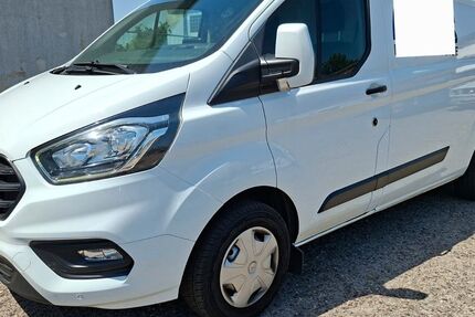 Ford Transit Custom 243.484 km 9.700 &euro; Gelsenkirchen 45881