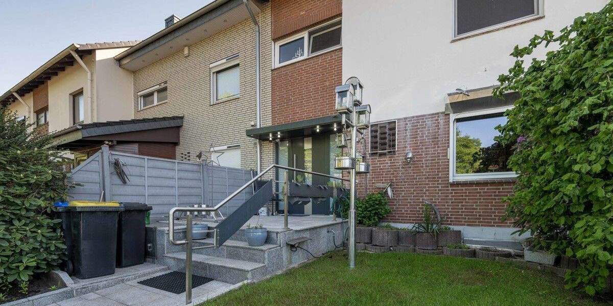 Reihenmittelhaus Bremerhaven Geestemünde - 5 Zimmer, 119 m&sup2;, 229.000&euro; | Angebot:25737095