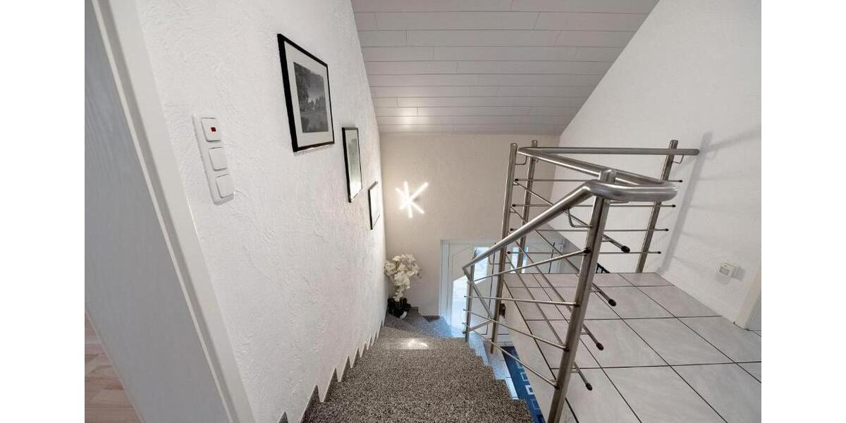 Einfamilienhaus Schleiden - 5.5 Zimmer, 175 m&sup2;, 1.560&euro; | Angebot:26126581