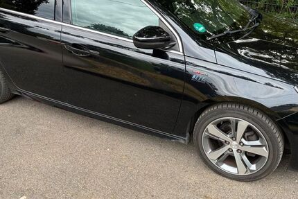 Peugeot 308 106.752 km 13.900 &euro; Boppard 56154
