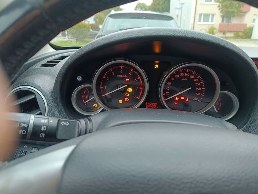 Mazda 6 330.000 km 1.750 € Traunstein 83278