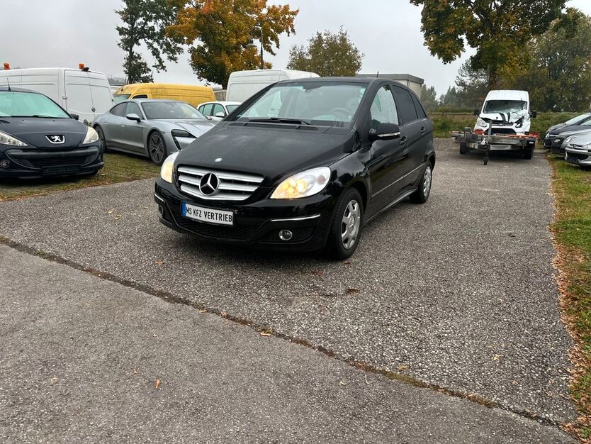 Mercedes-Benz B 170 117.835 km 5.690 € Hettenshausen 85276