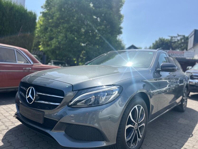 Mercedes-Benz C 250 125.000 km 19.100 € Saarlouis 66740