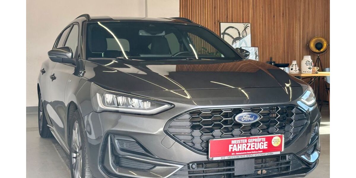 Ford Focus 71.437 km 17.970 &euro; Großfahner 99100
