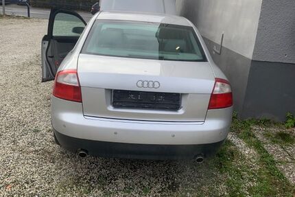 Audi A4 181.454 km 1.200 € Bonn 53229