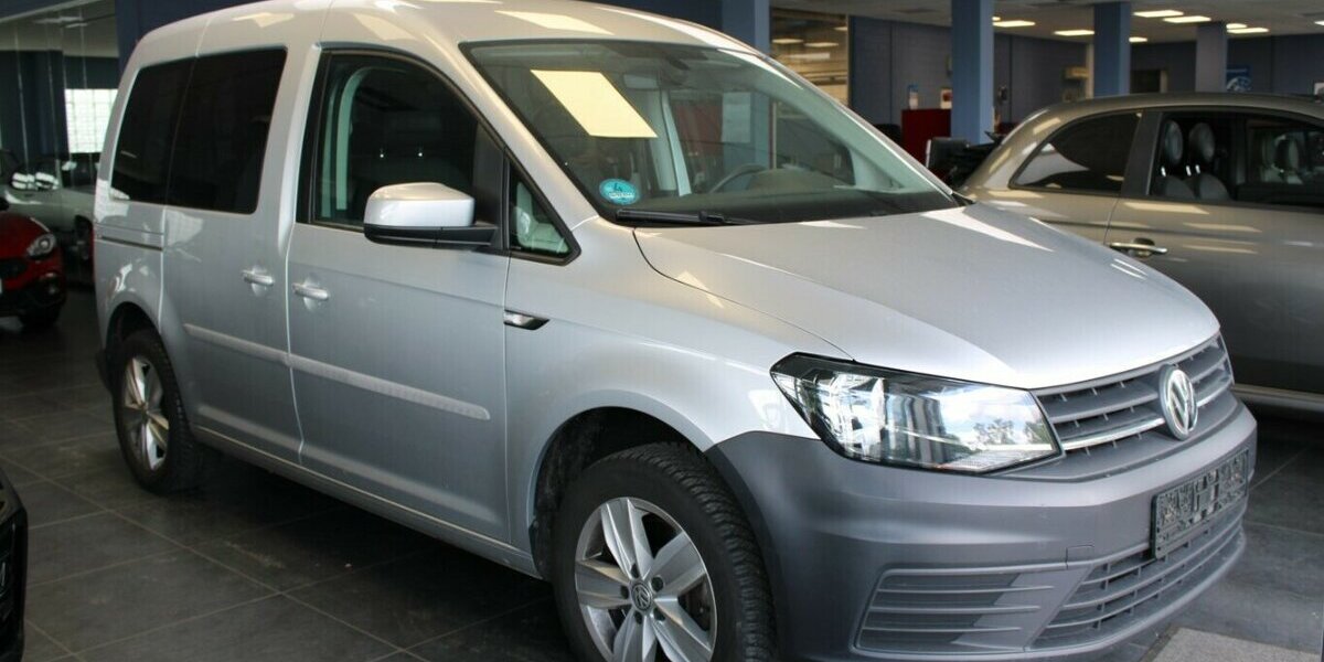 VW Caddy 2.0 TDI DSG Trendline - 5-Sitzer - 73.330 km 17.980 &euro; Euskirchen 53881