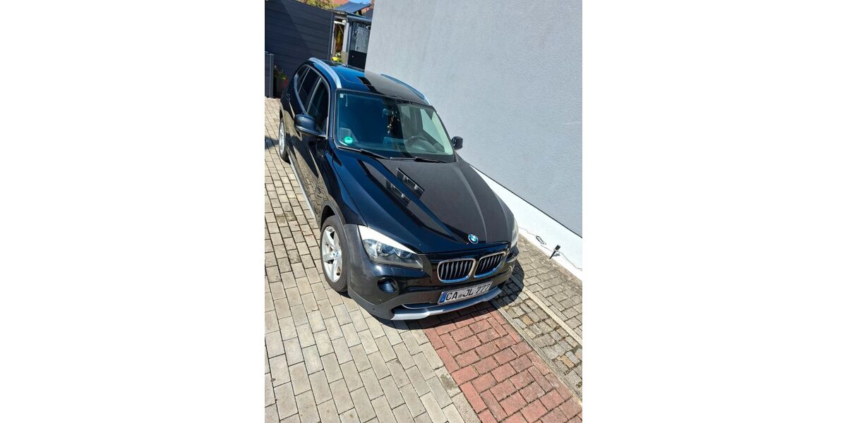 BMW X1 278.000 km 5.000 &euro; HÖRLITZ 01968