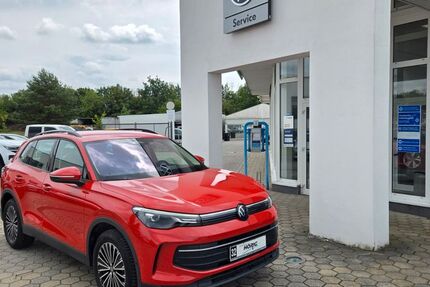 VW Tiguan 18.090 km 38.990 € Königsbrück 01936
