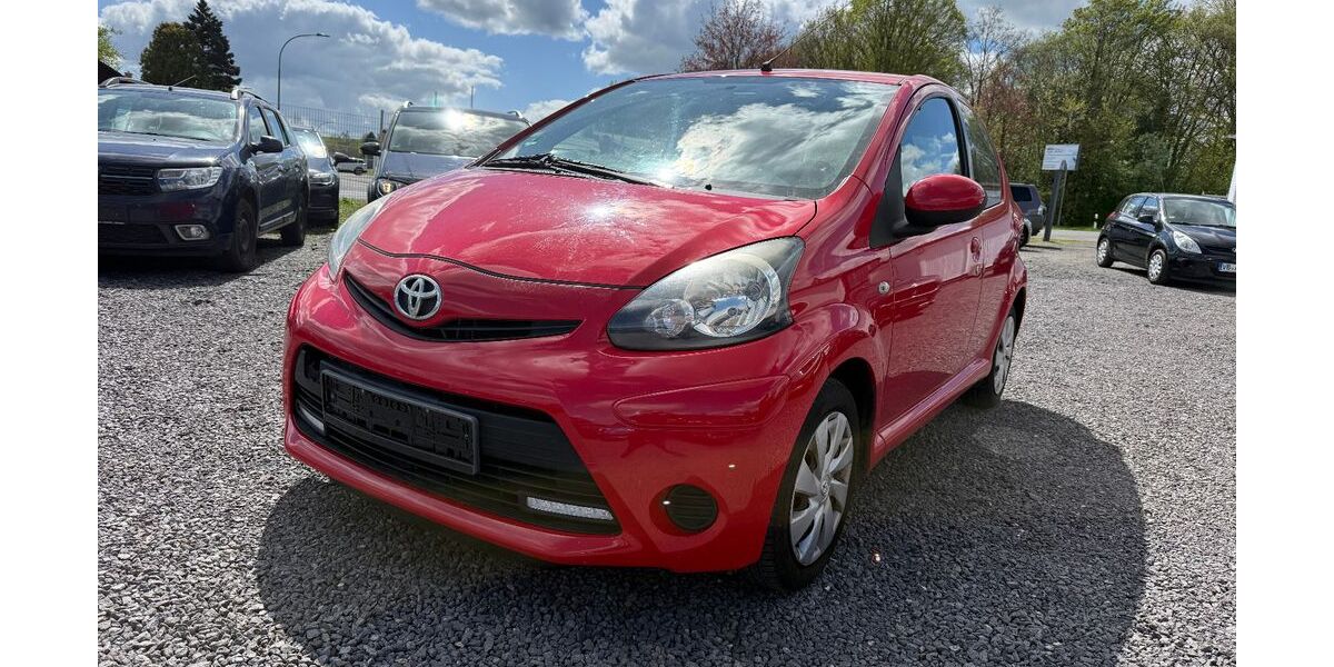 Toyota Aygo (X) 188.000 km 2.999 &euro; Laubach 35321