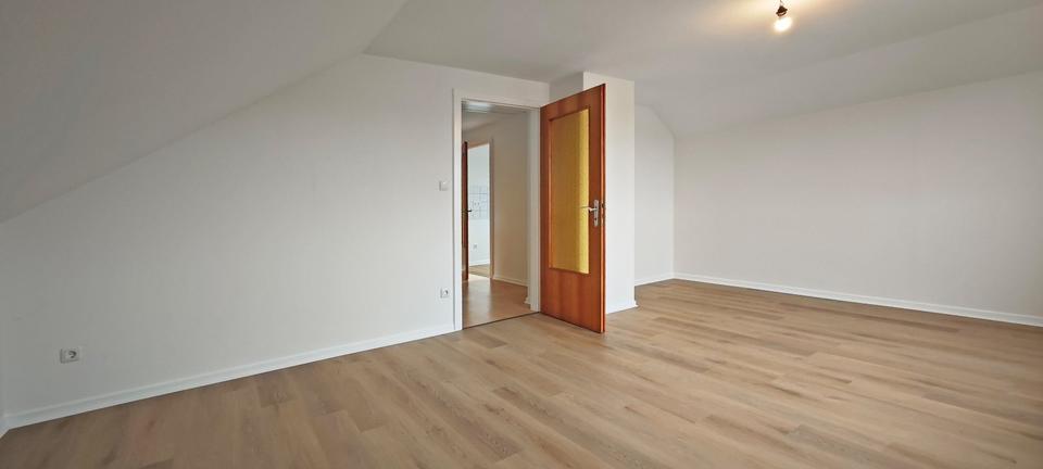 Dachgeschoßwohnung Westerkappeln - 3 Zimmer, 65 m&sup2;, 700&euro; | Angebot:24982523