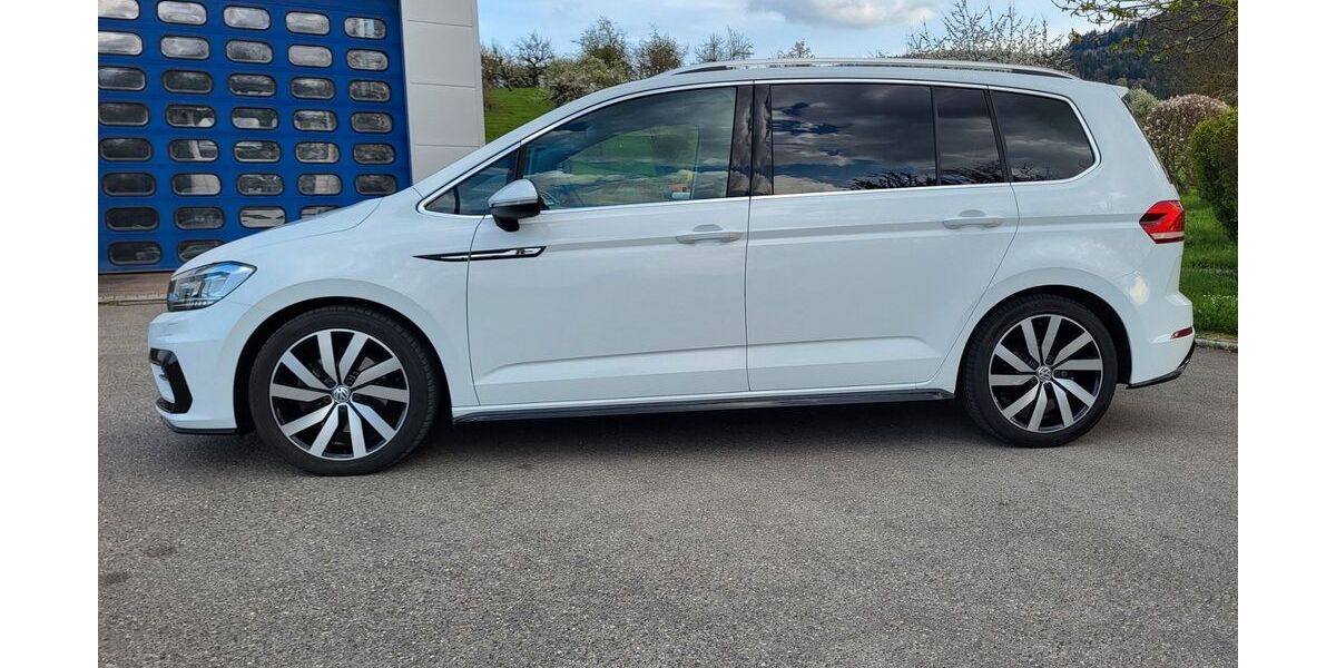 VW Touran 155.000 km 16.200 &euro; Balingen 72336