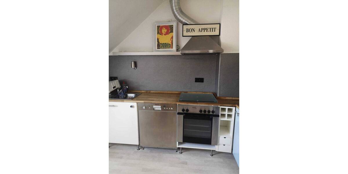Etagenwohnung Düsseldorf Oberbilk - 2 Zimmer, 73 m&sup2;, 900&euro; | Angebot:26036663