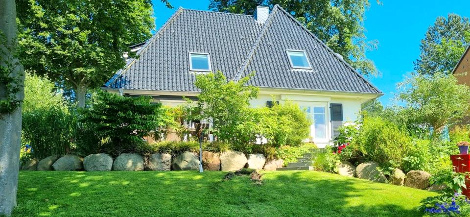 Einfamilienhaus Flintbek - 5 Zimmer, 184 m&sup2;, 2.400&euro; | Angebot:26255590