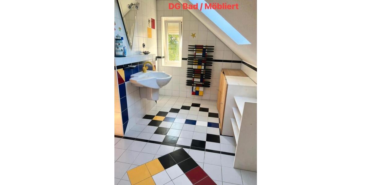 Dachgeschoßwohnung Neustadt bei Coburg - 4.5 Zimmer, 87 m&sup2;, 750&euro; | Angebot:24964782