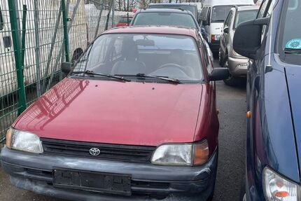 Toyota Starlet 161.000 km 899 &euro; berlin 13089