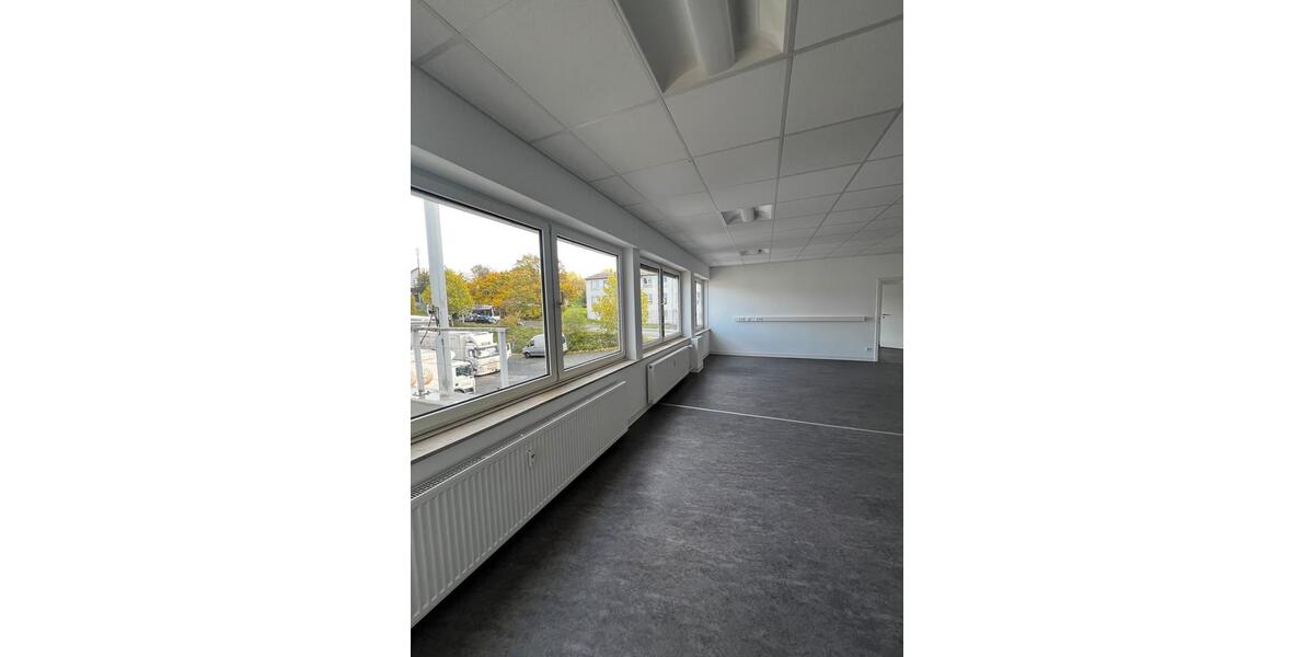 Gewerbeobjekt Wetzlar Hauserberg - 800&euro; | Angebot:26338731