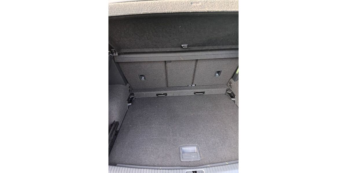 VW Tiguan 71.500 km 18.990 &euro; Neumünster 24536