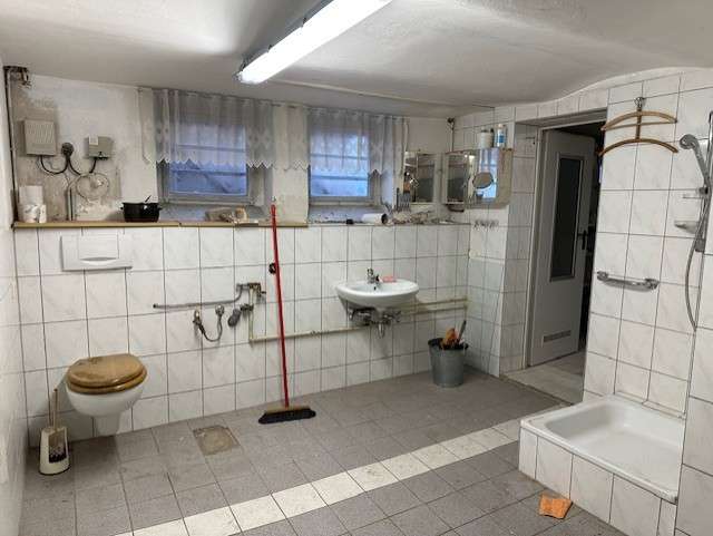 kleines Reihenmittelhaus - Reihenmittelhaus Saalfeld/Saale Saale | Angebot:26251354