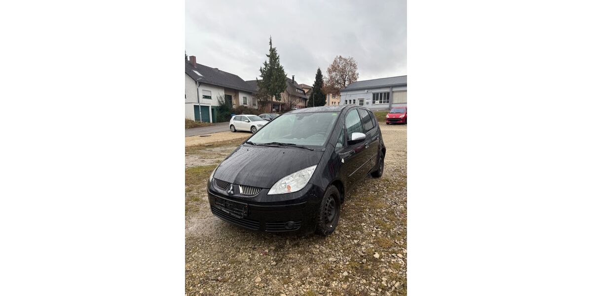 Mitsubishi Colt 197.009 km 750 &euro; Wehingen 78564