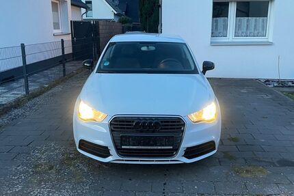 Audi A1 205.302 km 3.490 &euro; Boffzen 37691