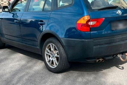 BMW X3 280.000 km 3.400 € Kuchen 73329