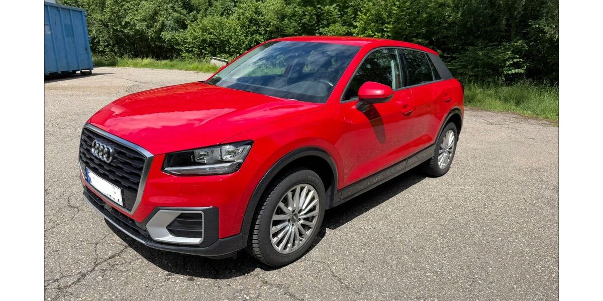 Audi Q2 51.000 km 15.490 &euro; Todtnau 79674