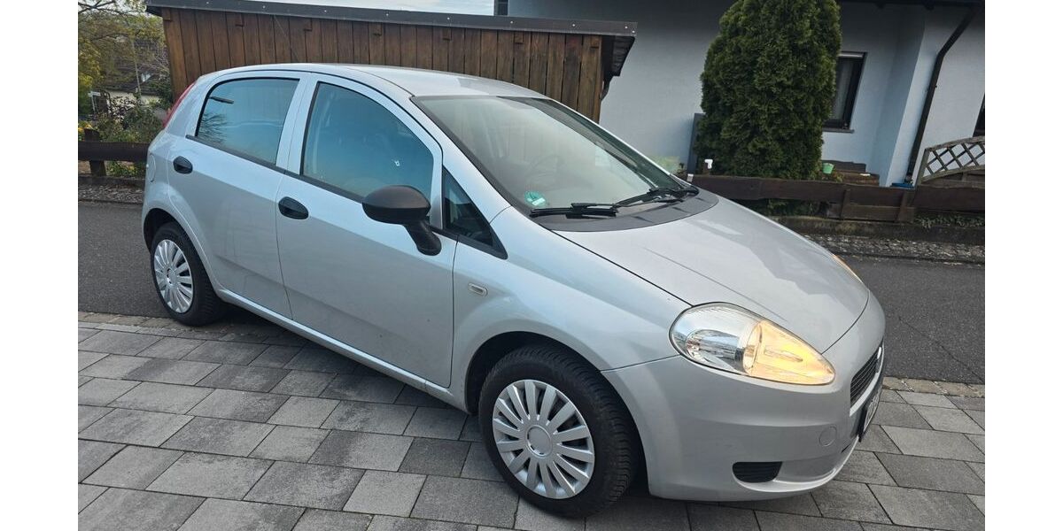 Fiat Punto 65.000 km 4.990 &euro; Randersacker 97236