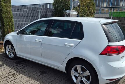 VW Golf 158.000 km 7.800 &euro; Niederzier 52382