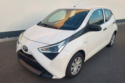 Toyota Aygo (X) 72.000 km 7.900 &euro; Bad Marienberg 56470