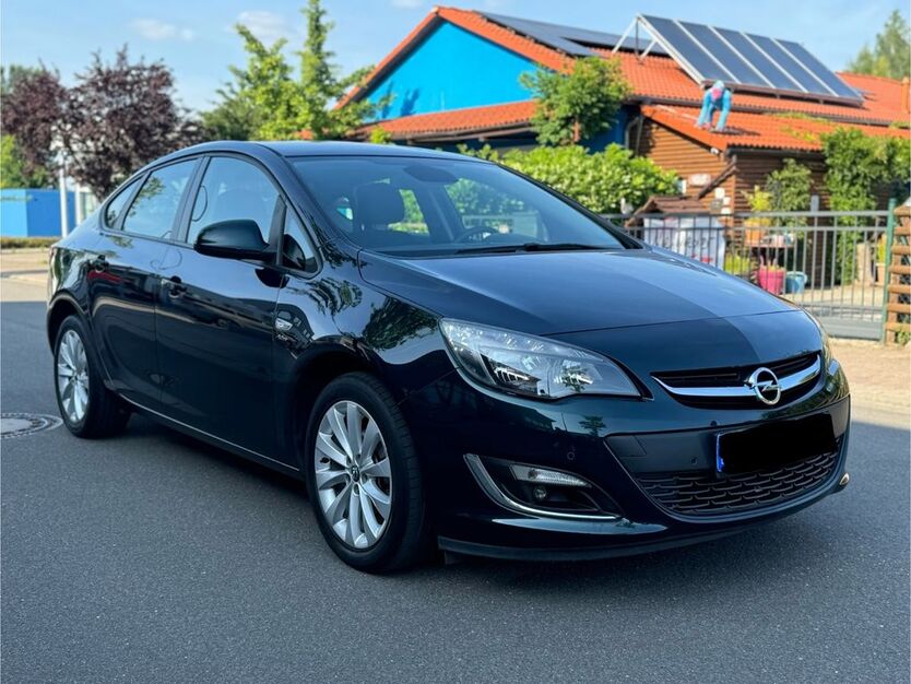 Opel Astra 131.000 km 5.999 € Speyer 67346