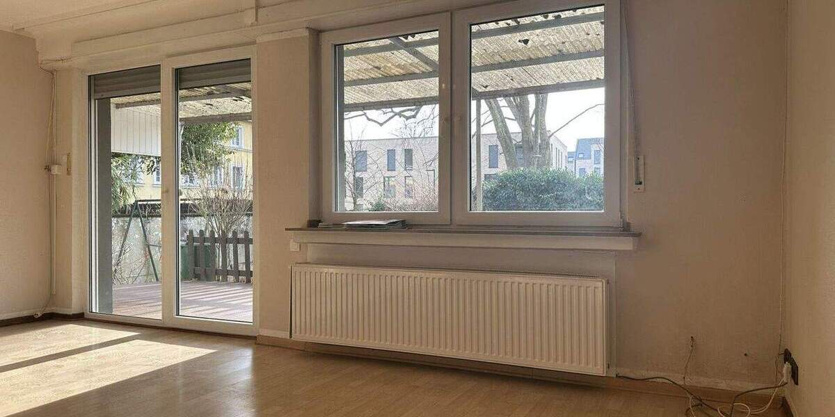 Etagenwohnung Mönchengladbach Stadtmitte - 4 Zimmer, 85 m&sup2;, 950&euro; | Angebot:24823597