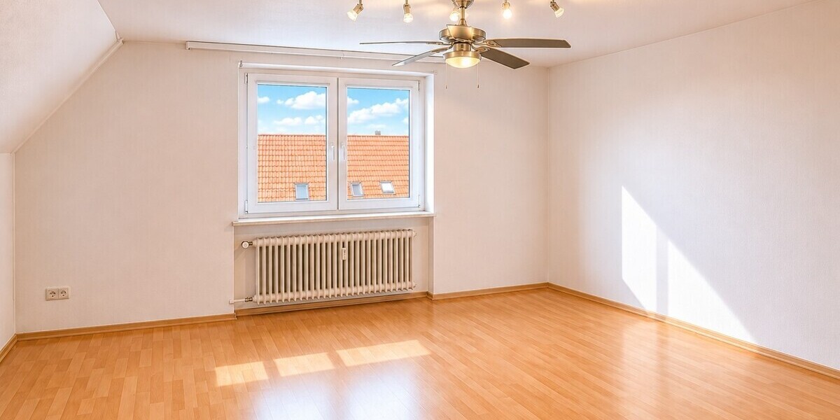 Ihr Deal: 3 Häuschen, 3 Garagen, bis zu 5 WE, davon nur 2 vermietet. HEIZUNG IST NEU! - Mehrfamilienhaus, Wohnhaus Schmitten | Angebot:26781264
