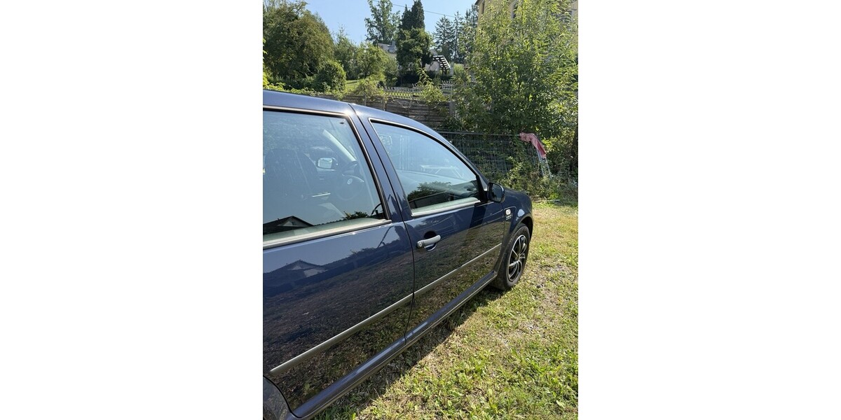 VW Golf IV 152.000 km 3.000 € Gernsbach 76593