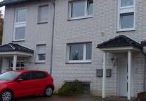 Lüneburg-Zeltberg: 3-Zimmer-Maisonette-Wohnung mit großer Dachterrasse.